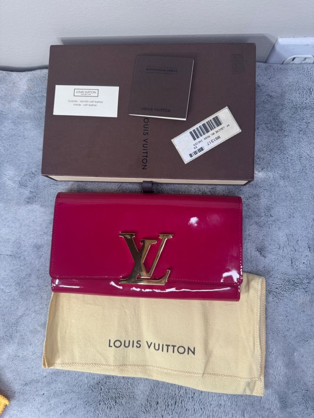 Louis Vuitton Pink Patent Leather Louise Long Wallet